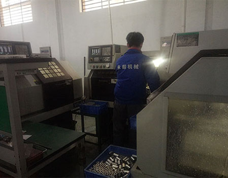 數(shù)控機(jī)床-諸暨市永超機(jī)械有限公司